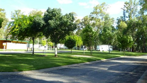 Barham Caravan & Tourist Park - Holiday Find 1