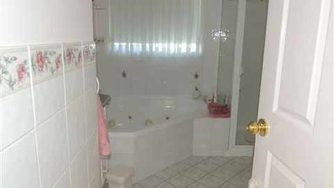 Burrabliss Bed And Breakfast - Holiday Find 5