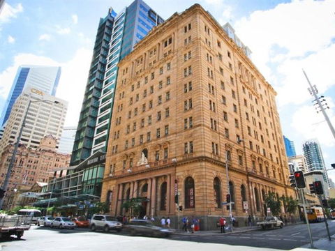 MacArthur Chambers Heritage Apartments - Holiday Find 3