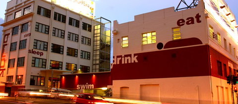 Bunk Backpackers - Holiday Find 1
