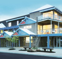 The Island Accommodation - Phillip Island YHA - Holiday Find