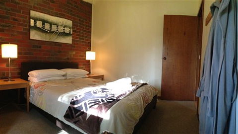 Halls Haven Resort - Holiday Find 1