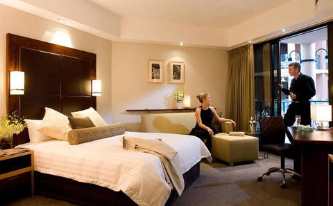 Amora Hotel Riverwalk Melbourne - Holiday Find 0