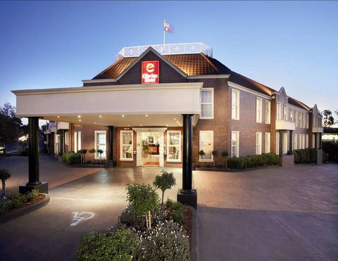Canterbury International Hotel - Holiday Find 0