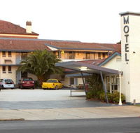 Cowra Motor Inn - Holiday Find