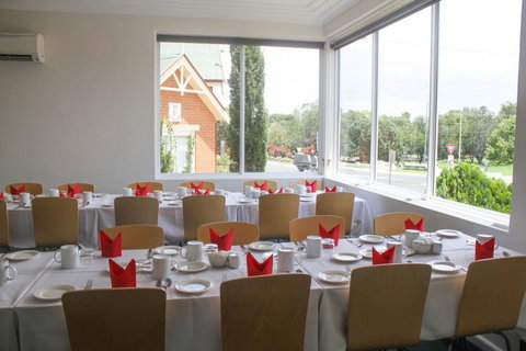 Cowra Motor Inn - Holiday Find 5