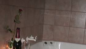 Deniliquin Coach House Hotel-Motel - Holiday Find 2
