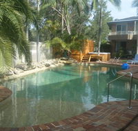 Galaxy Motel - Holiday Find