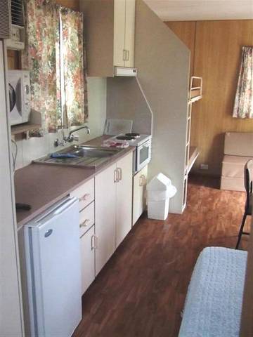 Grenfell Caravan Park - Holiday Find 1