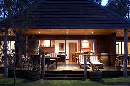 Lazy River Boutique Bed And Breakfast - Holiday Find 1