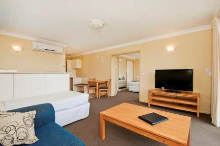Nagambie Waterfront Motel - Holiday Find 7