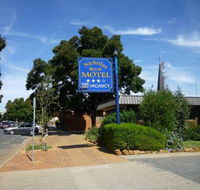 Nicholas Royal Motel - Holiday Find