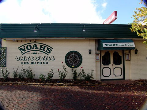 NOAH'S Mid City Motor Inn - Holiday Find 4