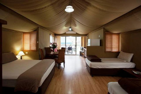 NRMA Ocean Beach Holiday Park - Holiday Find 4