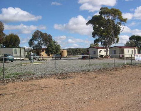 Orroroo Caravan Park - Holiday Find 1