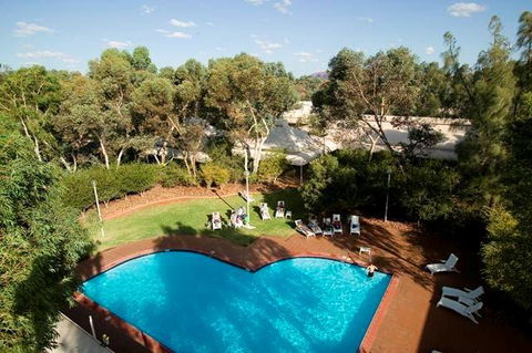 Outback Pioneer Hotel - Holiday Find 0