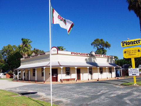 Pioneer Tourist Park - Holiday Find 5