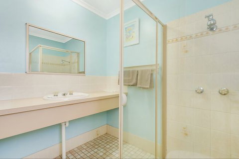 Spencer Sands - Holiday Find 39