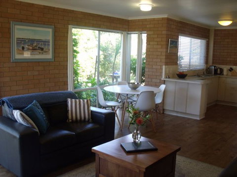 Spencer Sands - Holiday Find 81