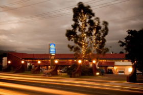BEST WESTERN Balmoral Motor Inn - Holiday Find 0