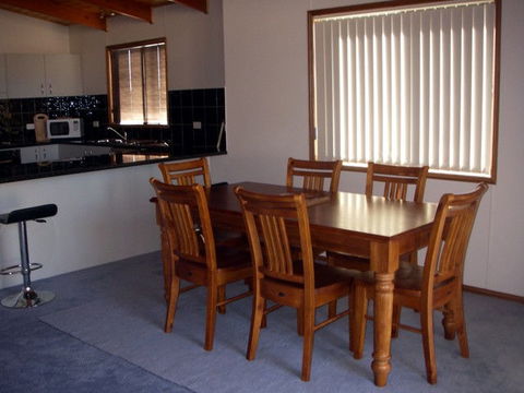 The Real McCoy Holiday Accommodation - Holiday Find 3