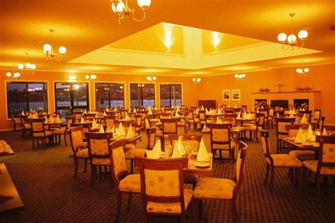 Tidal Waters Resort, St Helens - Holiday Find 2