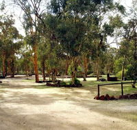 Toodyay Holiday Park  Chalets - Holiday Find