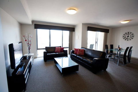 Verandah Apartments - Holiday Find 1