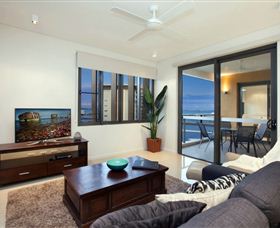 Absolute Waterfront Luxury Apartments - Holiday Find 5