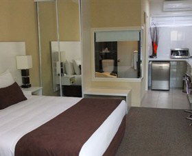 Best Western Elkira Resort Motel - Holiday Find 7
