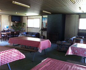 Glamping In The Grampians - Halls Gap Lakeside Tourist Park - Holiday Find 3