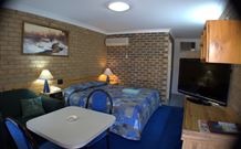 Settlers Motor Inn - Tenterfield - Holiday Find 0