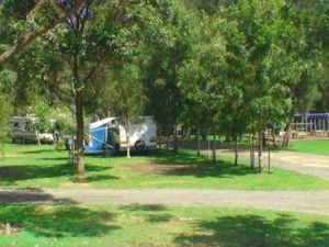 Weeroona Caravan Park - Holiday Find 2