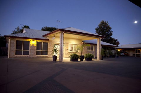 White Gums Motor Inn - Holiday Find 6