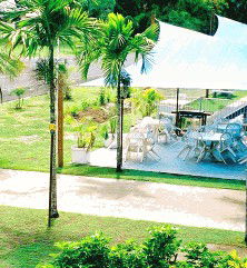 Kurrimine Beach Motel - Holiday Find 2