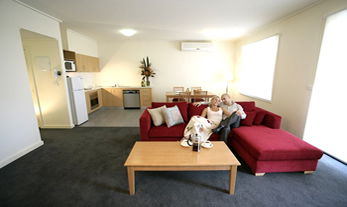Quest Frankston - Holiday Find 2