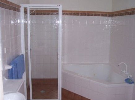 Condobolin Motor Inn - Holiday Find 4