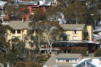 Bernti's Mountain Inn - Holiday Find 2