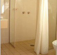 Country Gardens Motor Inn - Holiday Find 3