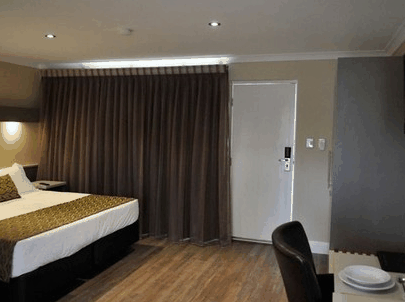 Astralodge Motel - Holiday Find