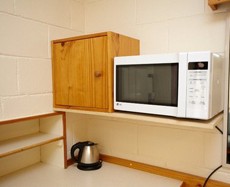 Alabaster Motel - Holiday Find 1