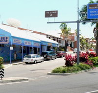 Reef Lodge Backpackers - Holiday Find
