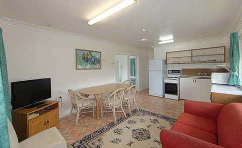 Pacific Sun Motor Inn - Holiday Find 3