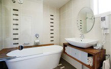 Willows Motel Goulburn - Goulburn - Holiday Find 0