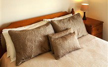 Mystery Bay Cottages - - Holiday Find 1