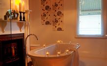Winton Luxury Bed And Breakfast - Holiday Find 1