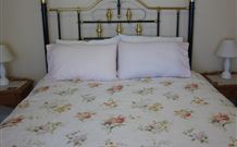 Couria Creek Cottages - Holiday Find 1