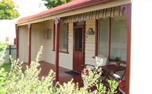 Couria Creek Cottages - Holiday Find 5