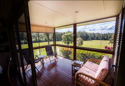 Cosy Cow Farmstay Bed And Breakfast - Holiday Find 2