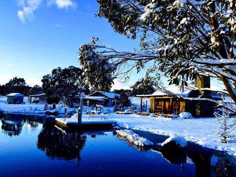 Moonbah Huts - Holiday Find 4